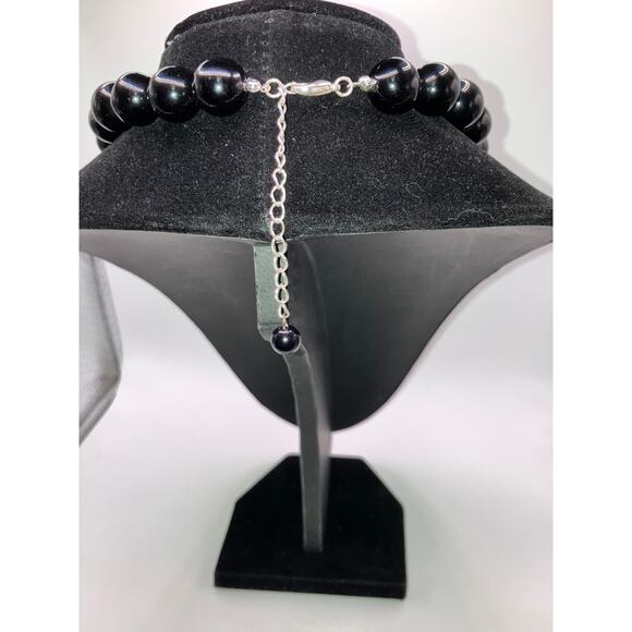Black Gradation Beaded 19" Necklace and 1 Size 3.5" Bracelet Set! - Picture 12 of 16